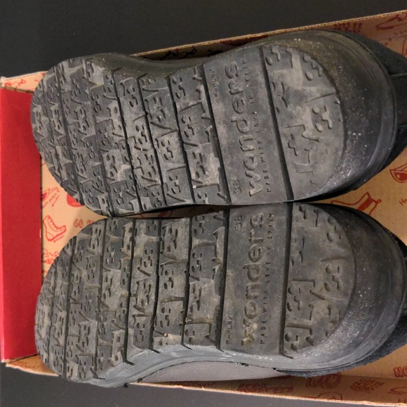 Wonders Shoes in Dark Brown with Black Straps Women's size EUR 38 / US 7.5 - Picture 5 of 13